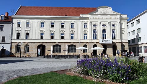 День открытых дверей в Драматическом театре Яна Паларика