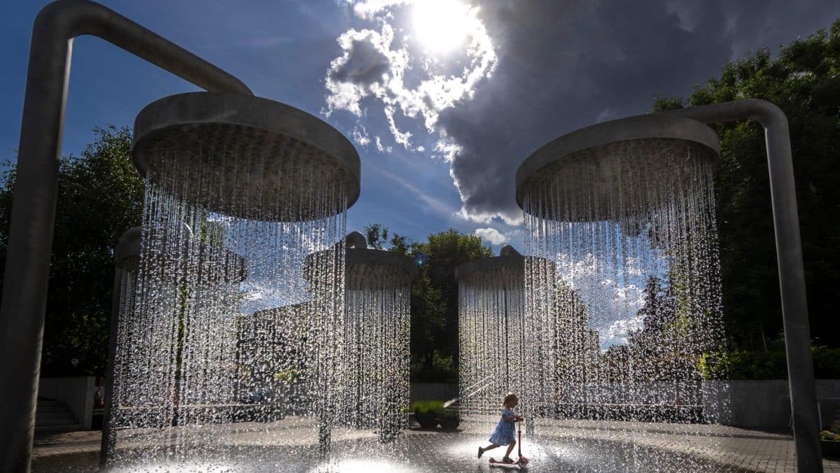 In Bratislava, the temperature record was broken for the second time in two days